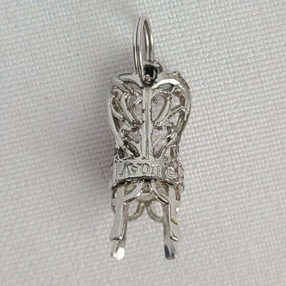 VINTAGE Avon Pink Chair Bracelet Charm - Picture 3 of 4